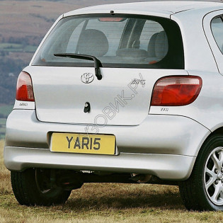 Задний бампер в цвет кузова Toyota Yaris XP10 (1999-2005)